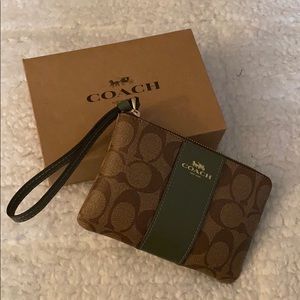NWT Coach Wallet